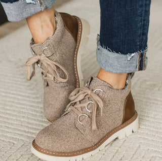 Corky's Campfire Boots Sand