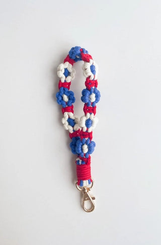 Adorro Macrame Daisy USA Wristlet Keychain