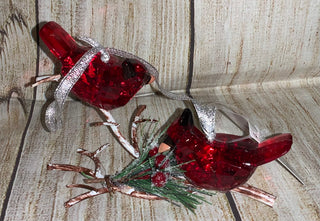 Evergreen Acrylic Cardinals Ornament Sitting