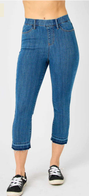 Judy Blue Pull On Capri 78112