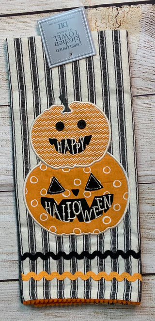 Pumpkin Stack Embellished Dishtowel